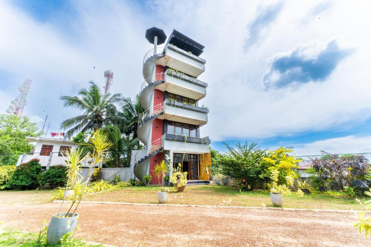 Kapaliya Unawatuna Bagian luar foto